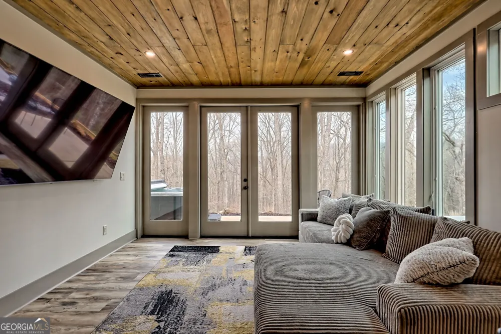 804 Settlers Ridge RD Ellijay, GA 30540