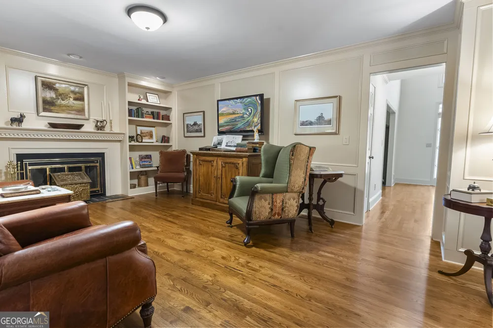 991 White Oak PASS Alpharetta, GA 30005