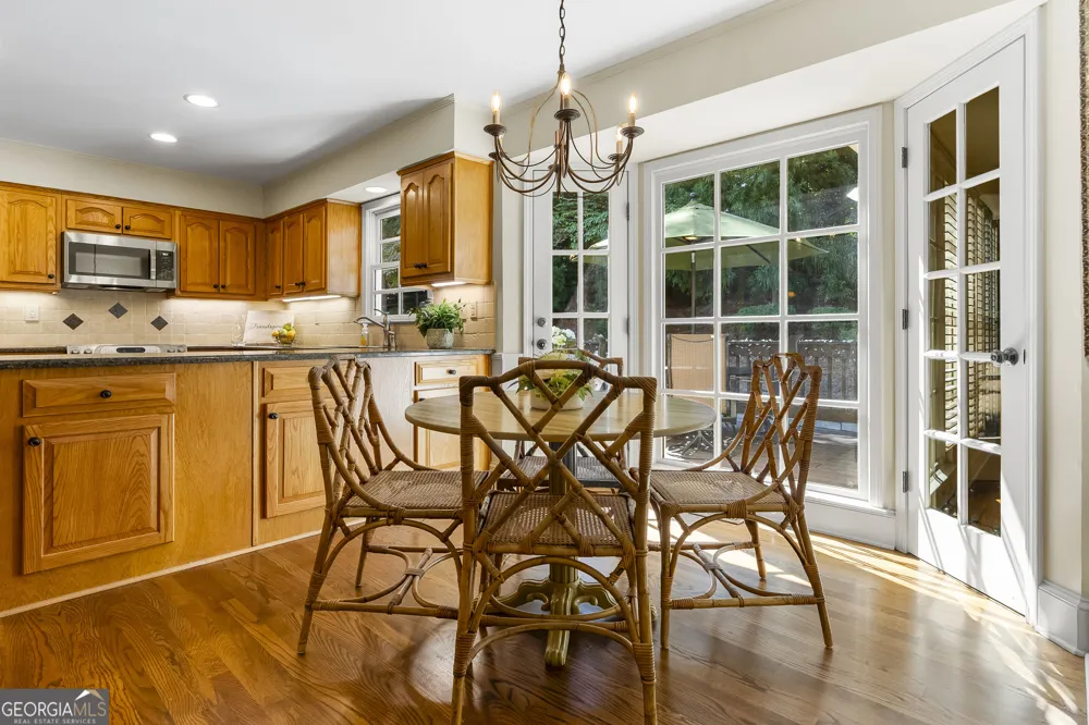 991 White Oak PASS Alpharetta, GA 30005