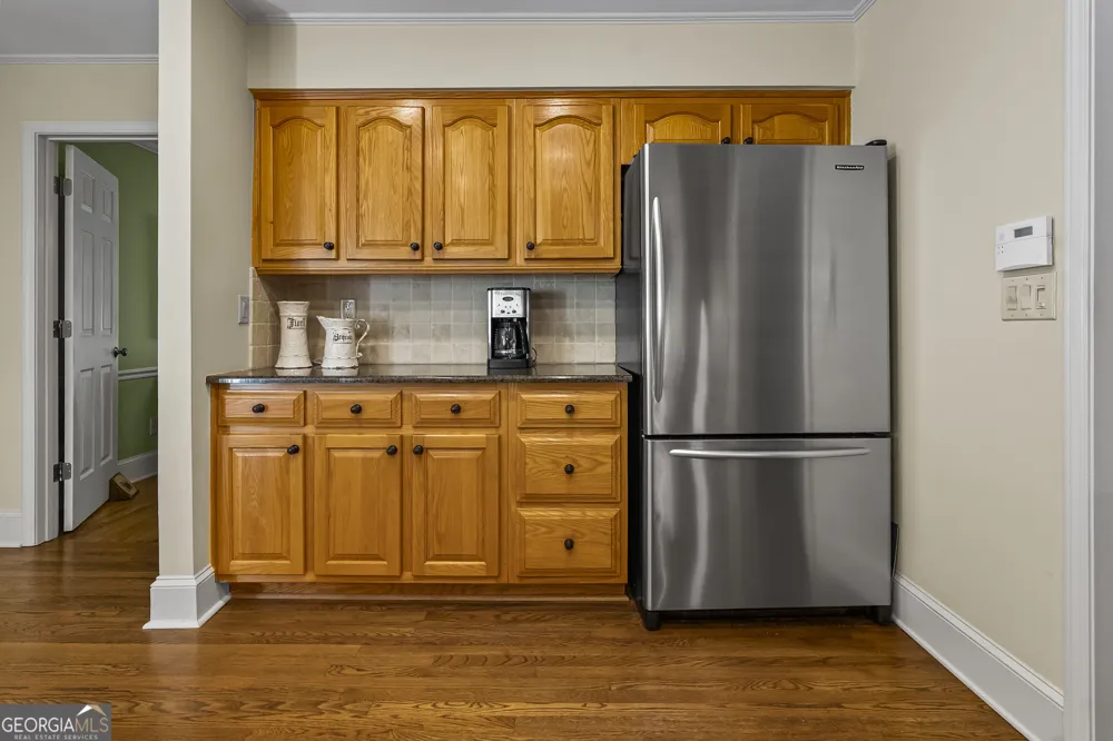 991 White Oak PASS Alpharetta, GA 30005