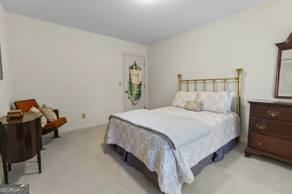 991 White Oak PASS Alpharetta, GA 30005