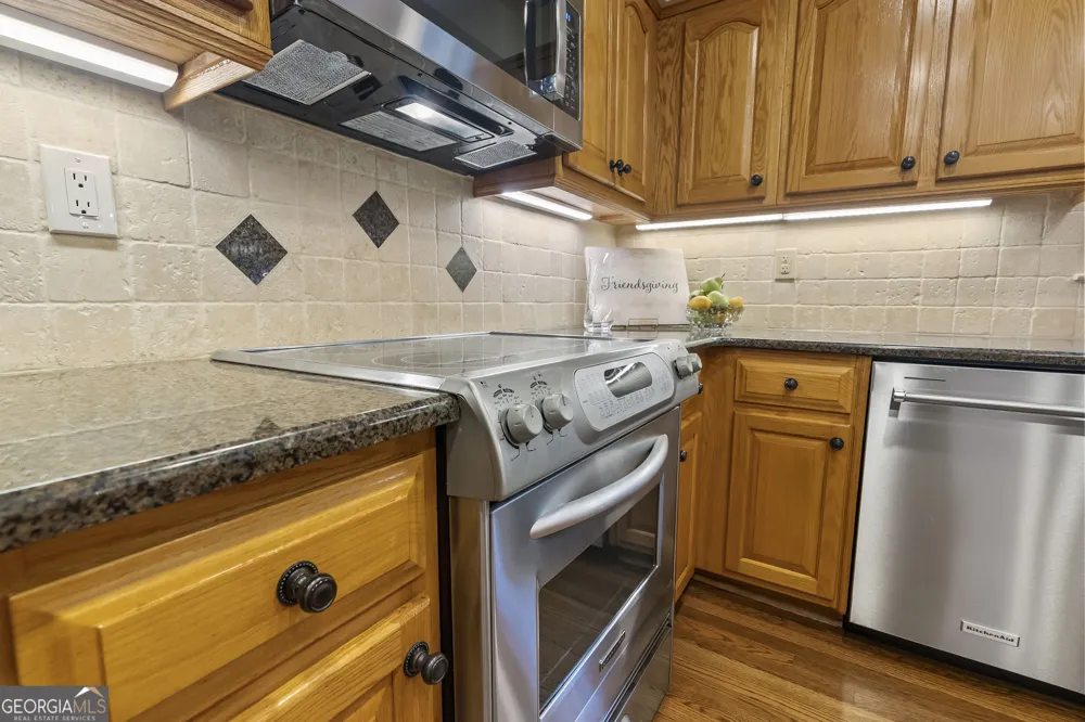 991 White Oak PASS Alpharetta, GA 30005