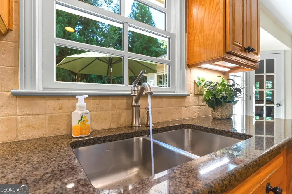 991 White Oak PASS Alpharetta, GA 30005