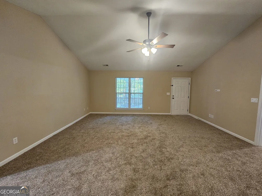 25 Hearthstone DR Stockbridge, GA 30281