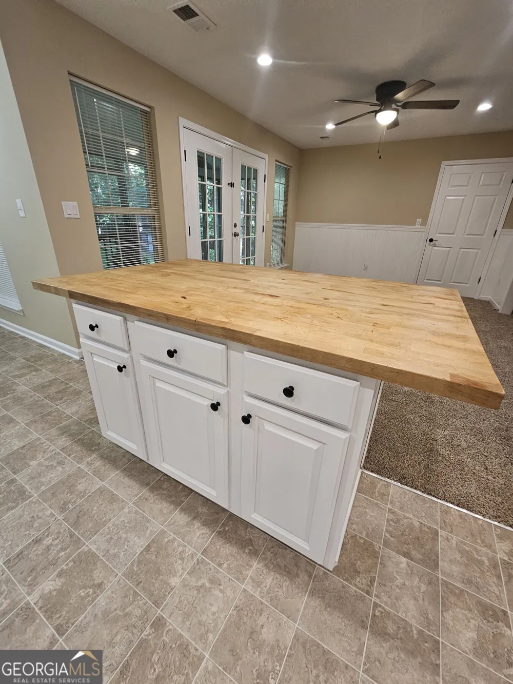 25 Hearthstone DR Stockbridge, GA 30281