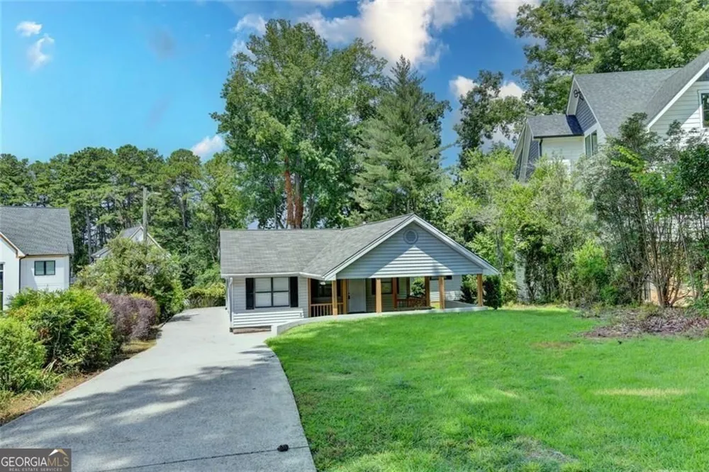7470 Fields DR Cumming, GA 30041