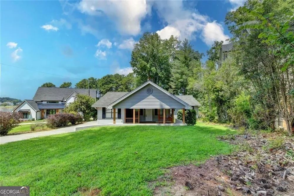 7470 Fields DR Cumming, GA 30041