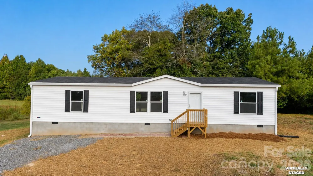2201 Kingston Road Kingstown, NC 28150