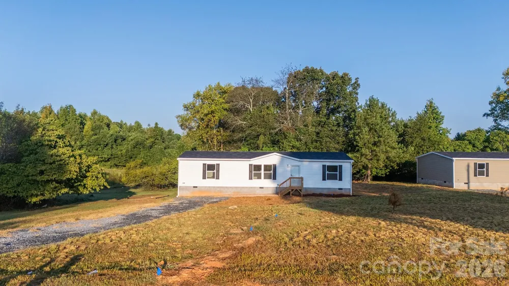 2201 Kingston Road Kingstown, NC 28150