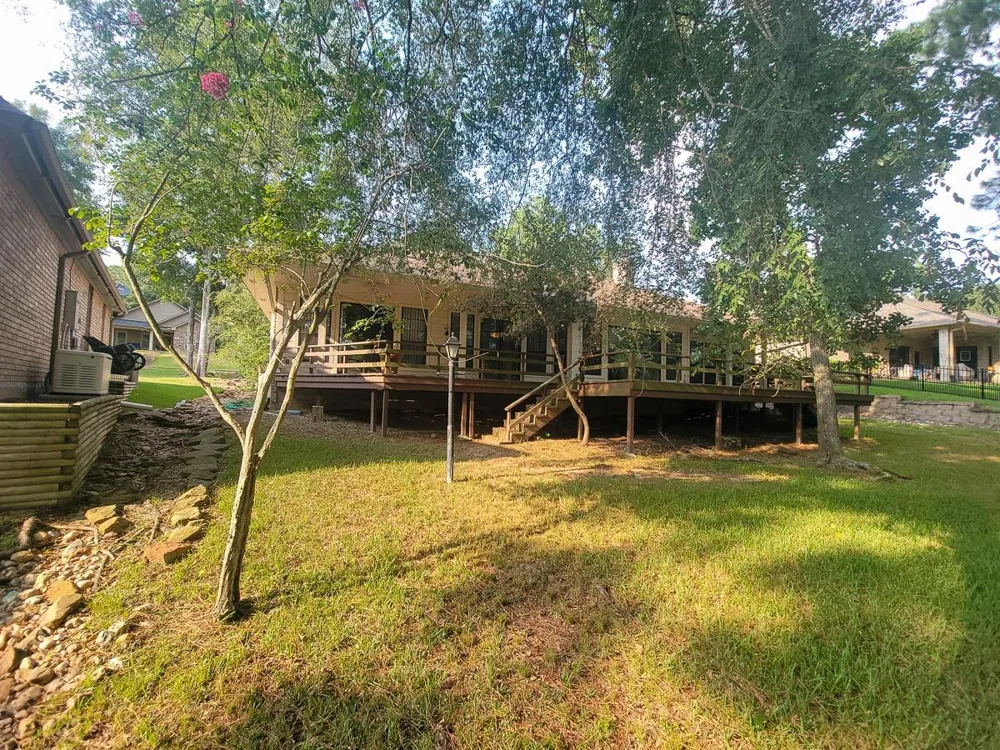 813 River Oaks Huntsville, TX 77340