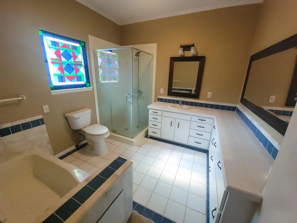 813 River Oaks Huntsville, TX 77340