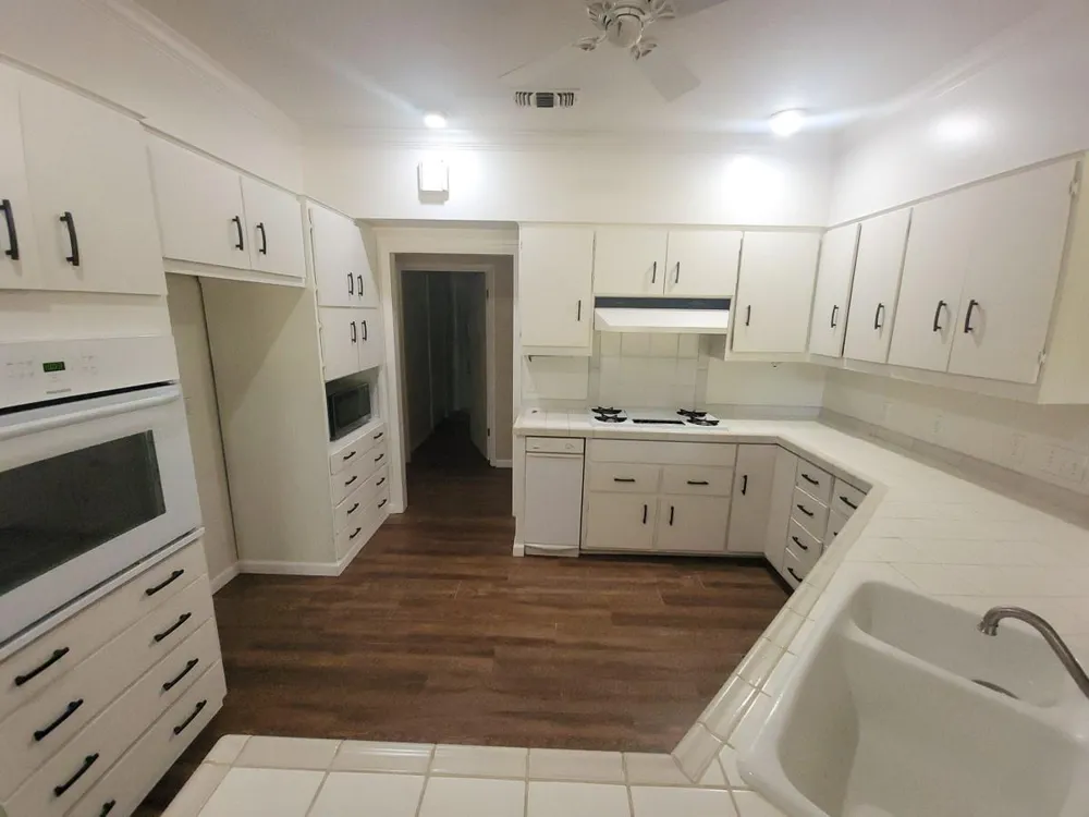 813 River Oaks Huntsville, TX 77340