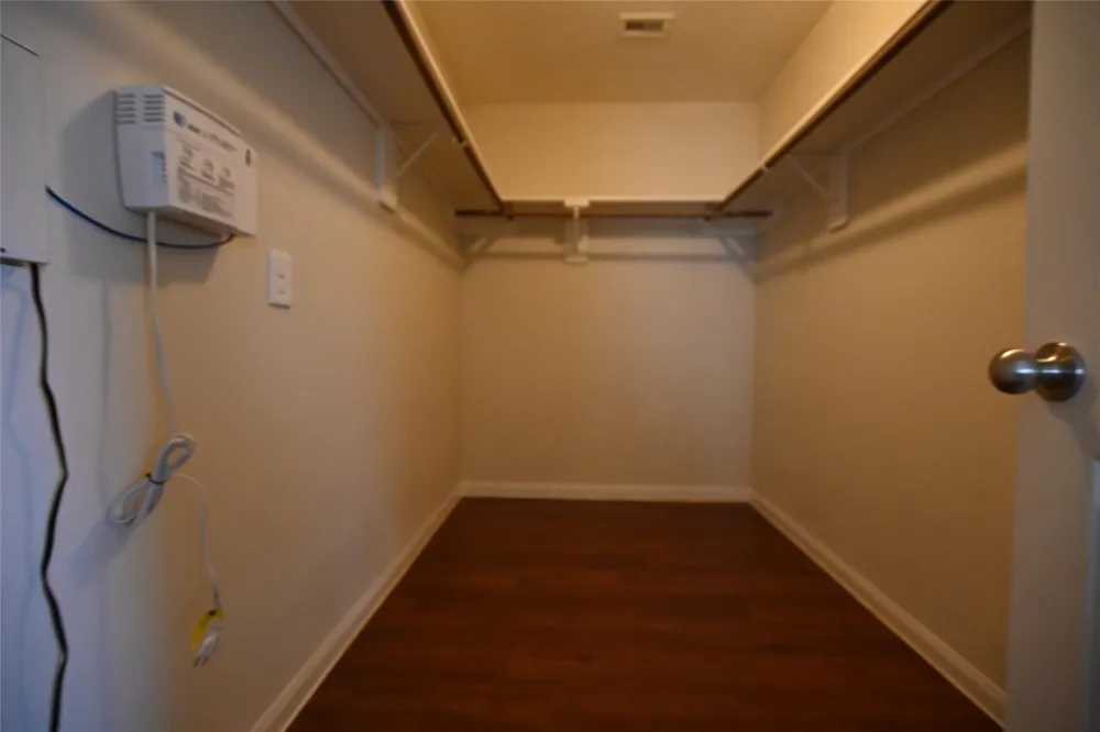 15431 Bammel Oaks Court Houston, TX 77014