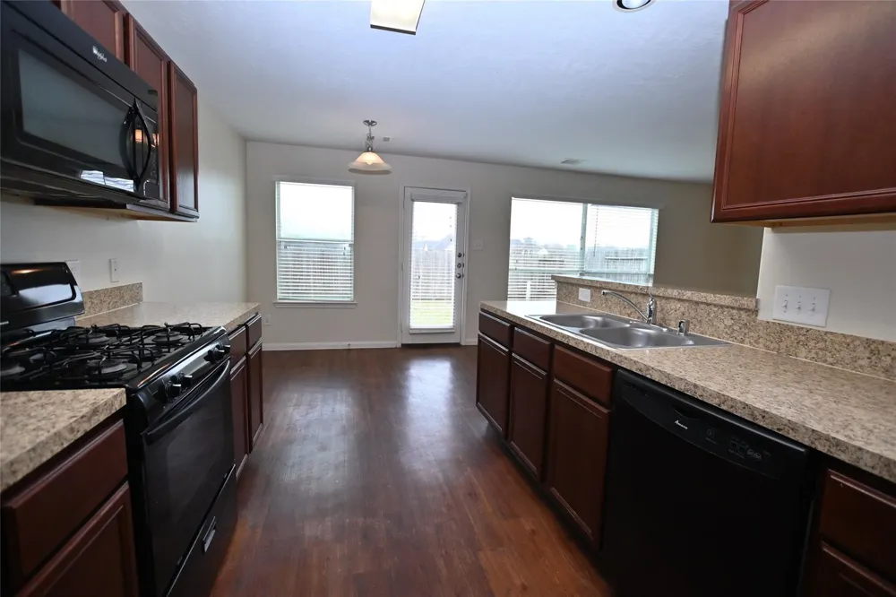 15431 Bammel Oaks Court Houston, TX 77014