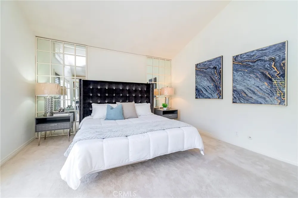 9 Teakwood Irvine, CA 92612