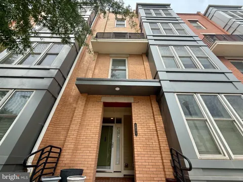 1908 POTOMAC AVENUE #102
