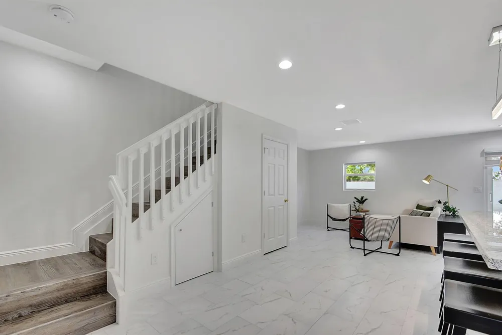 3868 Patio Court #3 Palm Springs, FL 33461