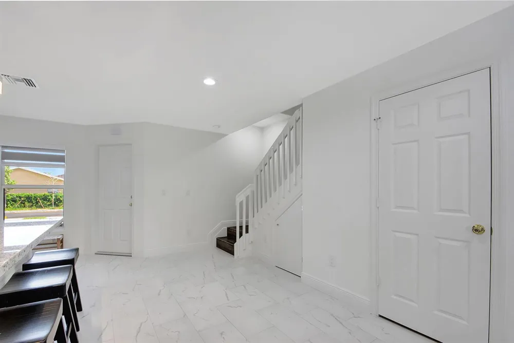 3868 Patio Court #3 Palm Springs, FL 33461