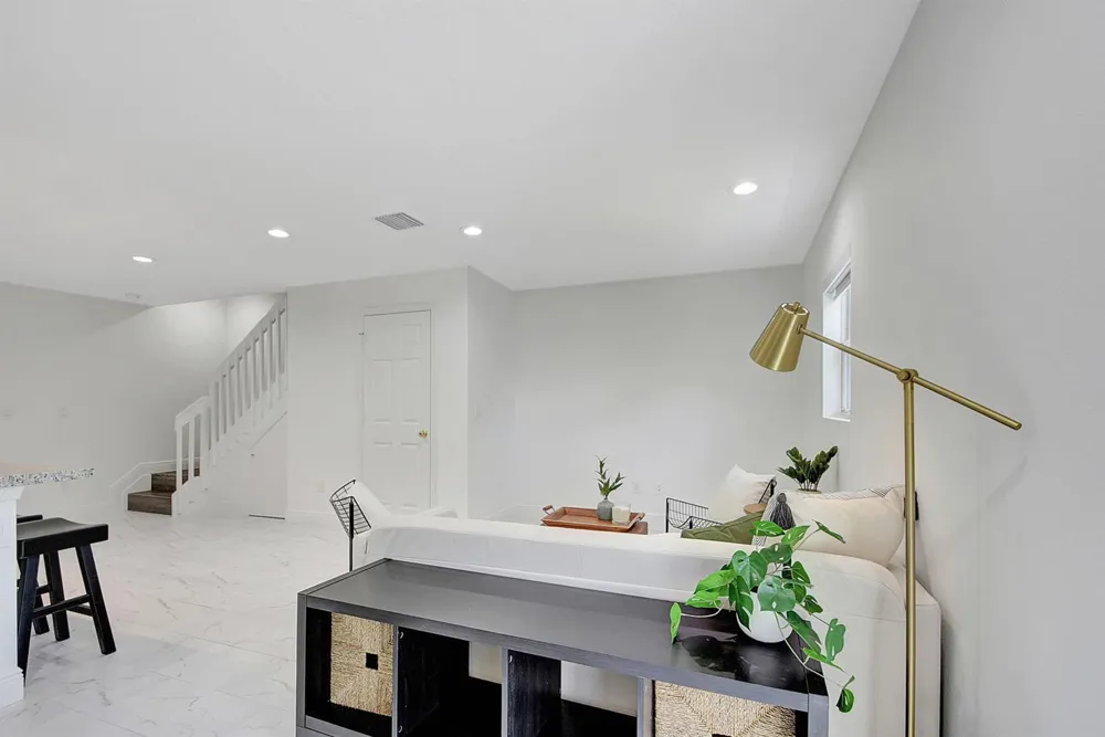 3868 Patio Court #3 Palm Springs, FL 33461