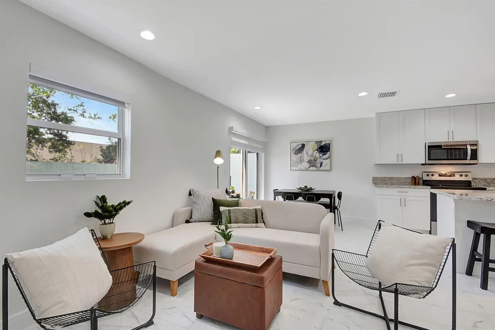 3868 Patio Court #3 Palm Springs, FL 33461