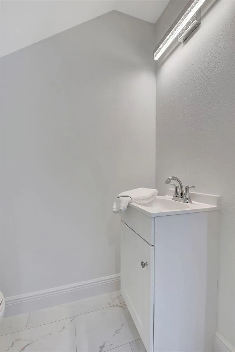 3868 Patio Court #3 Palm Springs, FL 33461