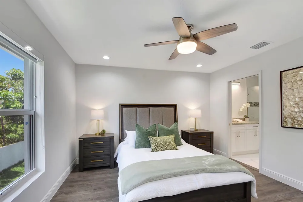 3868 Patio Court #3 Palm Springs, FL 33461
