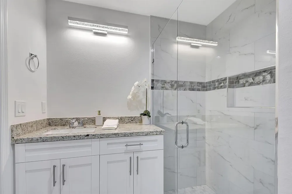 3868 Patio Court #3 Palm Springs, FL 33461