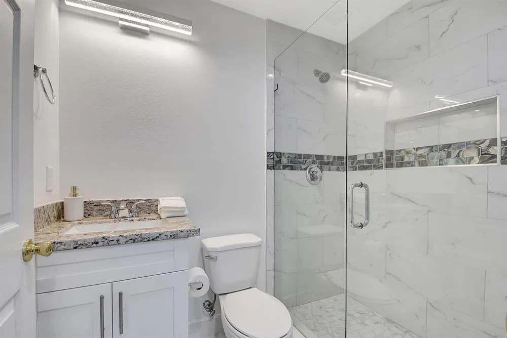 3868 Patio Court #3 Palm Springs, FL 33461