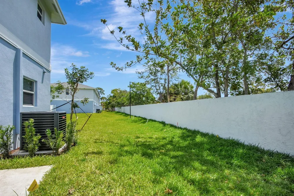 3868 Patio Court #3 Palm Springs, FL 33461