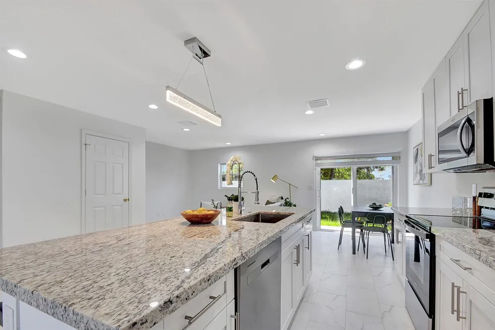 3868 Patio Court #3 Palm Springs, FL 33461