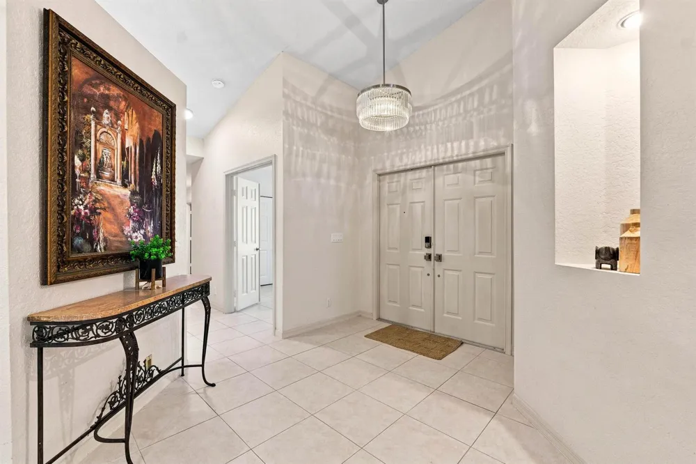 8088 VIA DI VENETO Boca Raton, FL 33496
