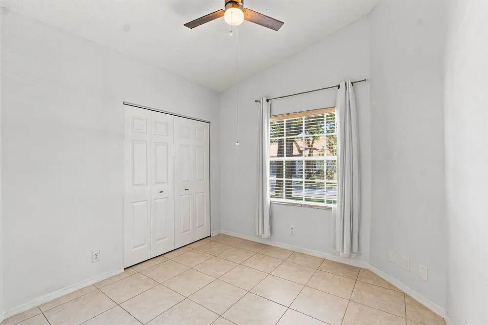 8088 VIA DI VENETO Boca Raton, FL 33496