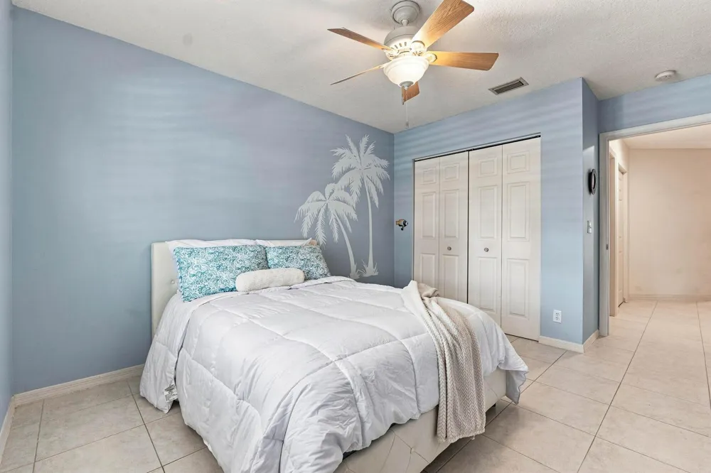 8088 VIA DI VENETO Boca Raton, FL 33496
