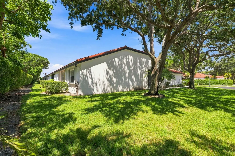 8088 VIA DI VENETO Boca Raton, FL 33496
