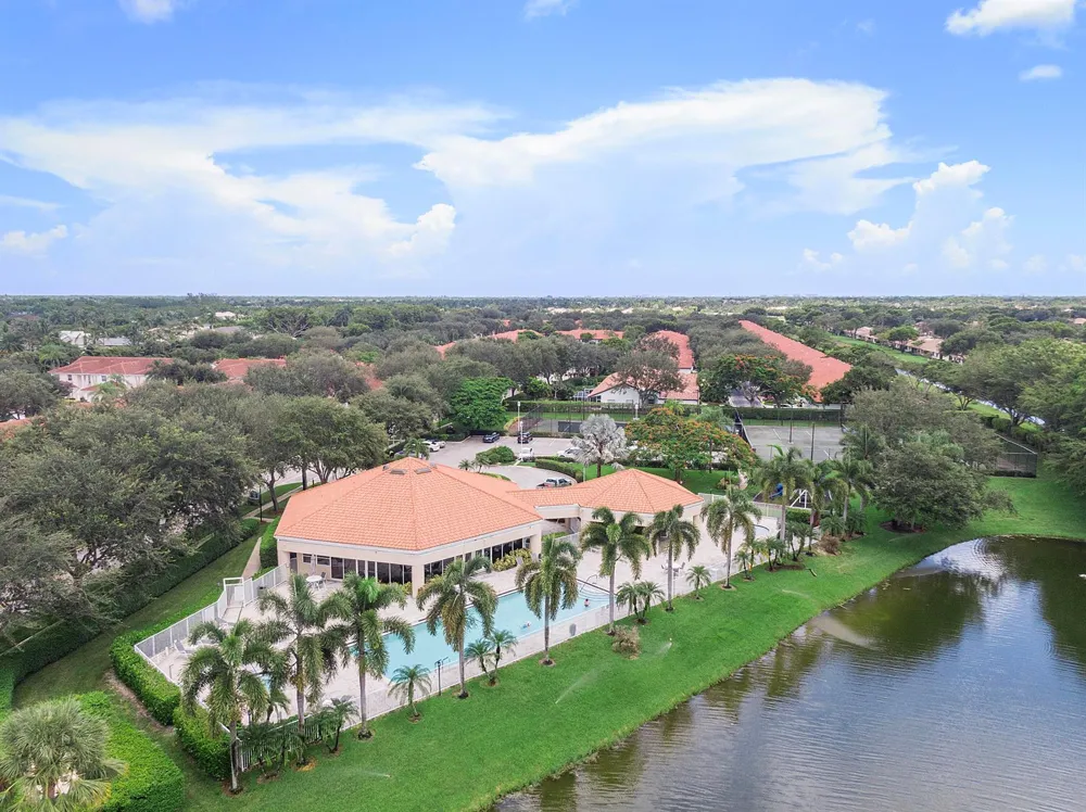 8088 VIA DI VENETO Boca Raton, FL 33496