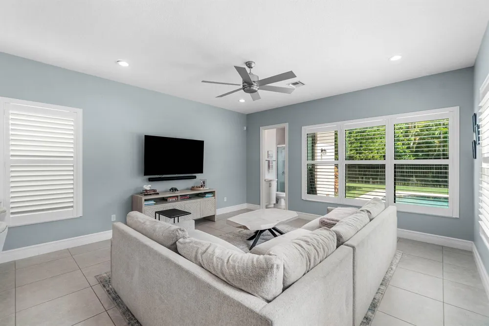 16226 Cabernet Drive Delray Beach, FL 33446
