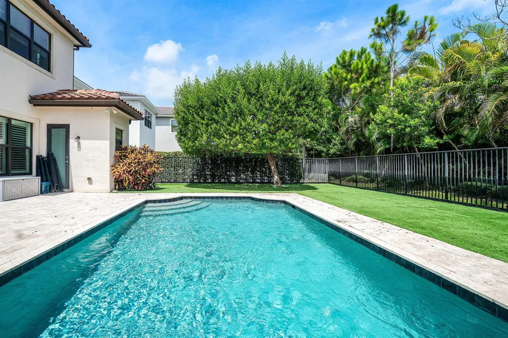 16226 Cabernet Drive Delray Beach, FL 33446