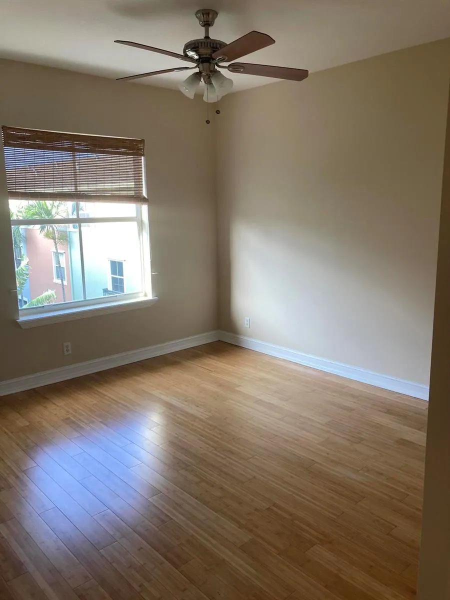 306 NW 1st Street #306 Delray Beach, FL 33444