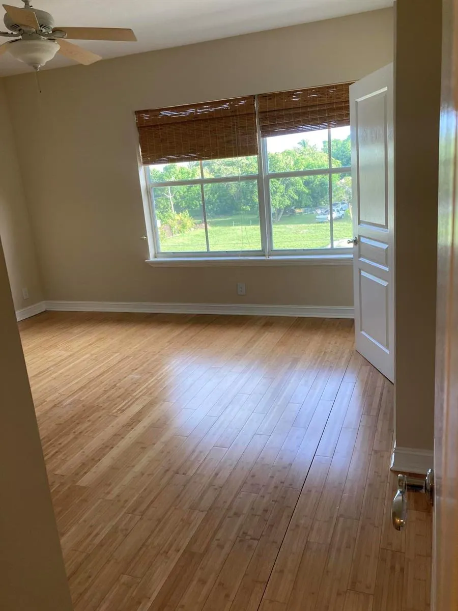 306 NW 1st Street #306 Delray Beach, FL 33444