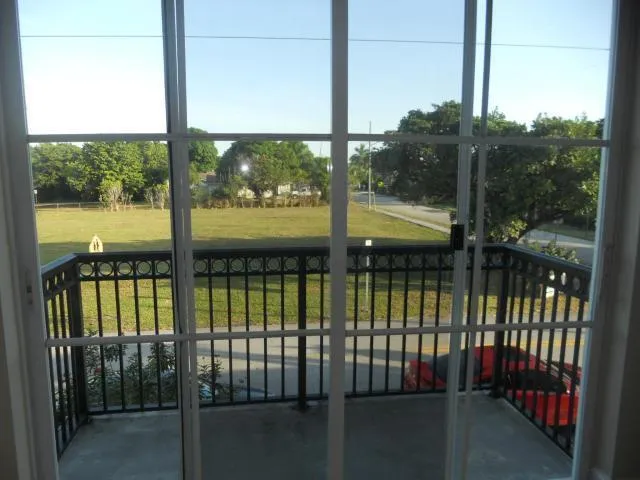 306 NW 1st Street #306 Delray Beach, FL 33444