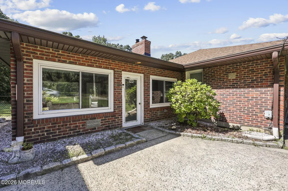 144 Cooks Bridge Road Jackson, NJ 08527