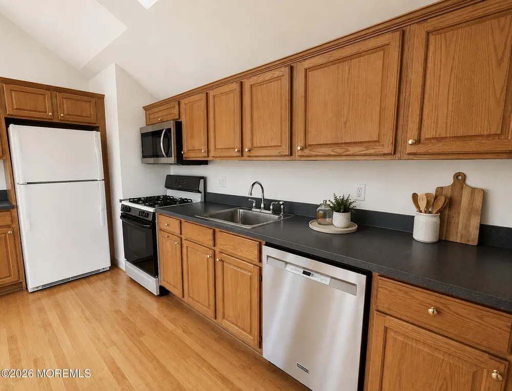 111 Brighton Avenue #2S Studio Long Branch, NJ 07740