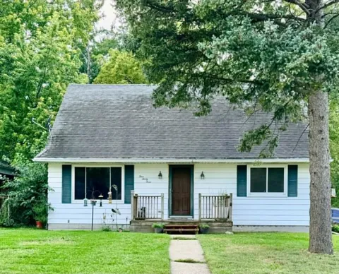 433 Harriet Avenue