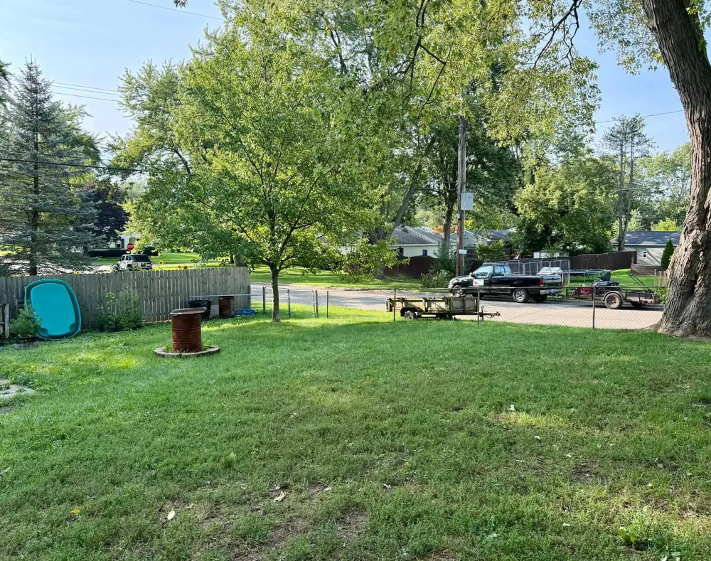 433 Harriet Avenue Delta Charter Township, MI 48917