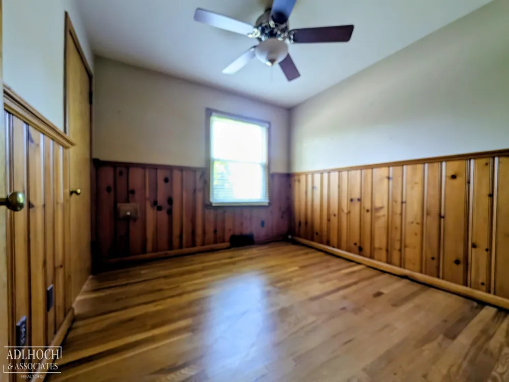 2168 Allard Road Grosse Pointe Woods City, MI 48236