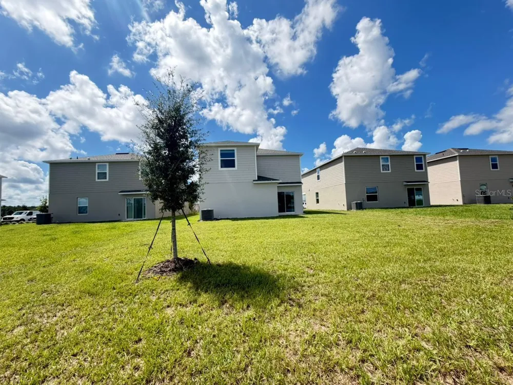 5423 CROWN POINT ROAD Kissimmee, FL 34758