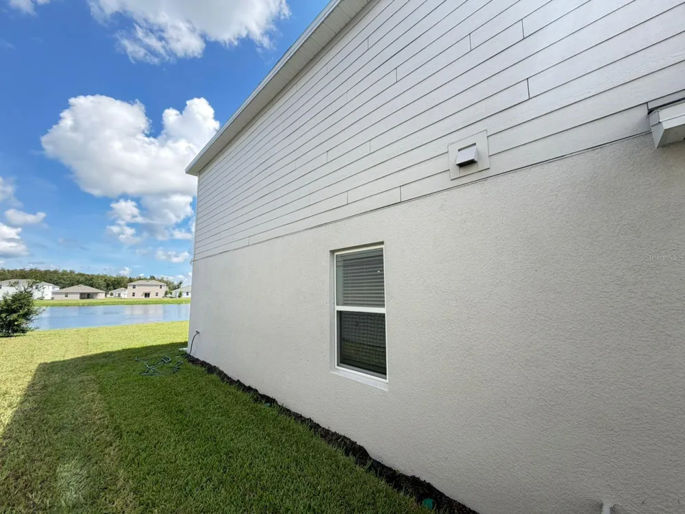 5423 CROWN POINT ROAD Kissimmee, FL 34758