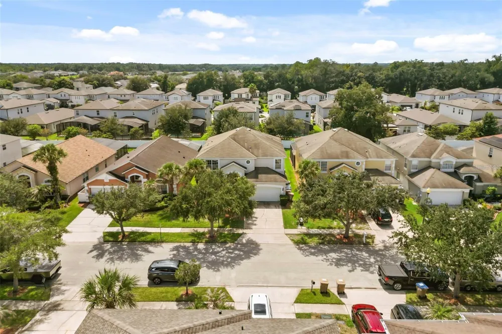 1265 SEASONS BOULEVARD Kissimmee, FL 34746