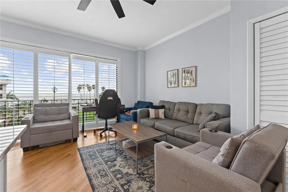 2109 BAYSHORE BOULEVARD #303 Tampa, FL 33606