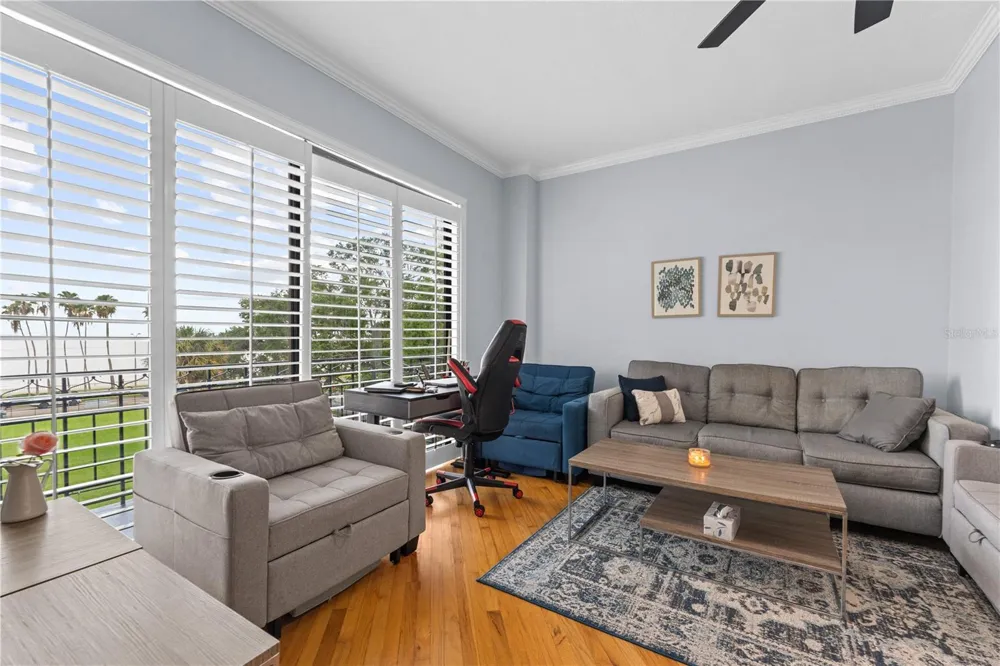 2109 BAYSHORE BOULEVARD #303 Tampa, FL 33606